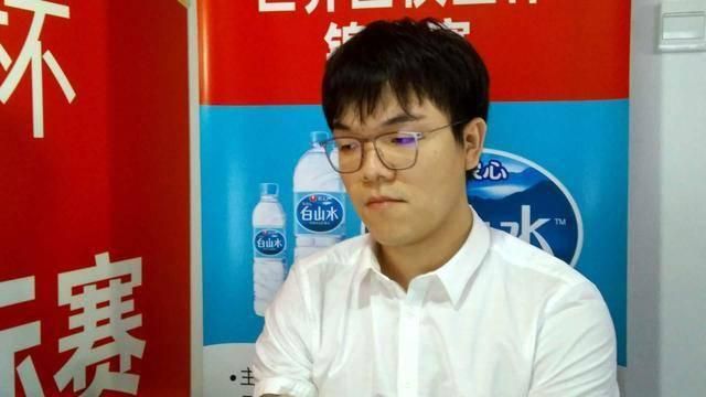 刚才他之所以说这药治好了施天齐，主要还是为了给自己装逼